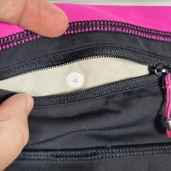 LULULEMON Speed Tight Brushed Interlock in Black / Quilt Winter - Picture 6 of 7